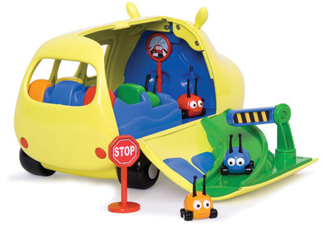 Jungle Junction Hippobus Playset With Beetlebug Figures
