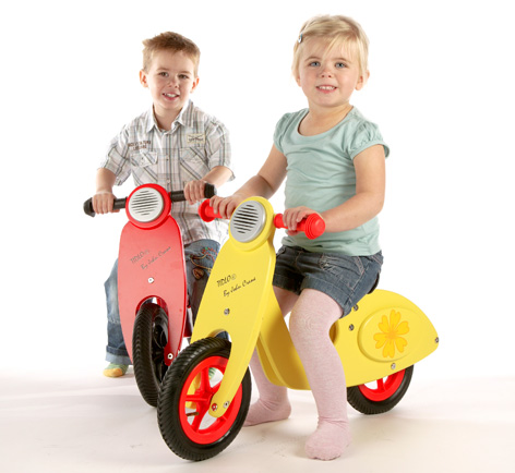The Boys and Girls Scooters from Tidlo Timless Toys